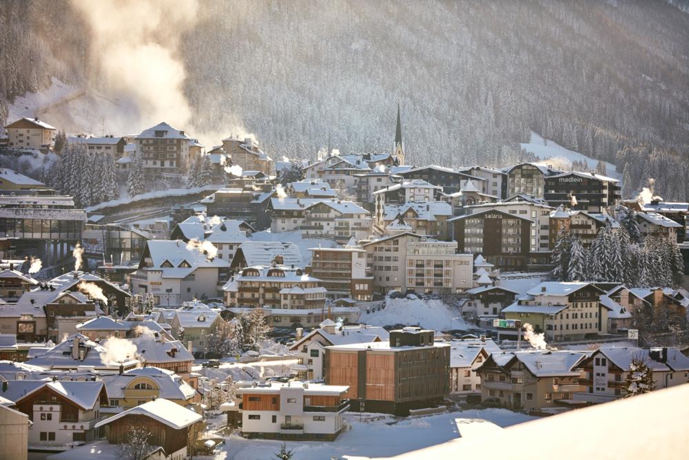 Ischgl town guide - World Snowboard Guide